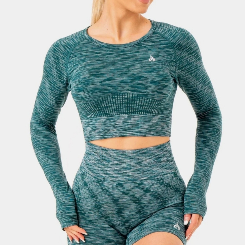 Ryderwear teal long sleeve compression top